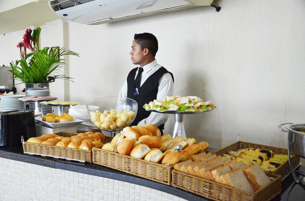 Inacio Palace Hotel Риу-Бранку Экстерьер фото